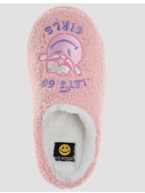 Joe Boxer Western Pink Plush‎ Slip-On Slippers w/Smiley Patch. “Let’s go girls”